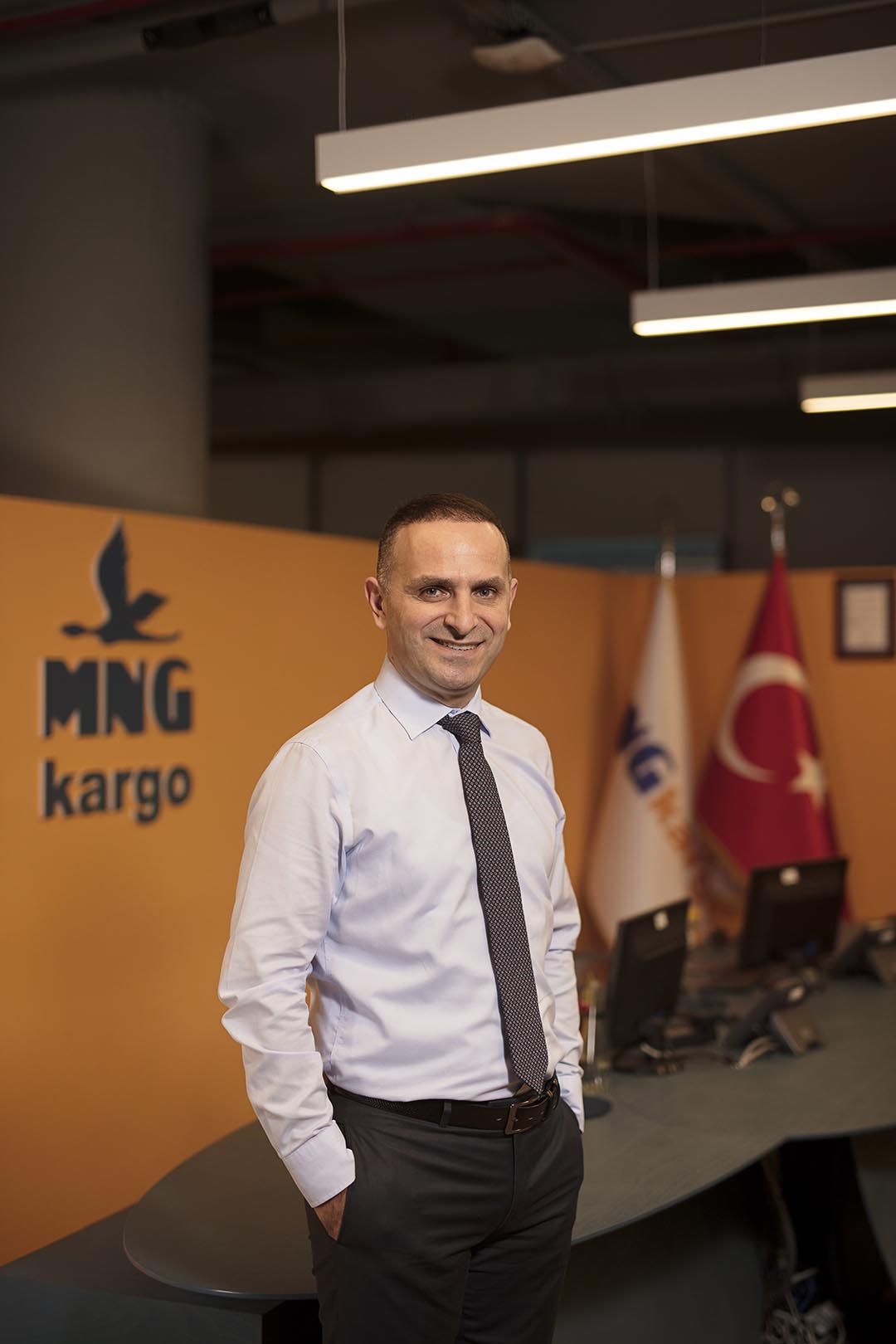 MNG Kargo – Yönetici Fotoğraf Çekimi